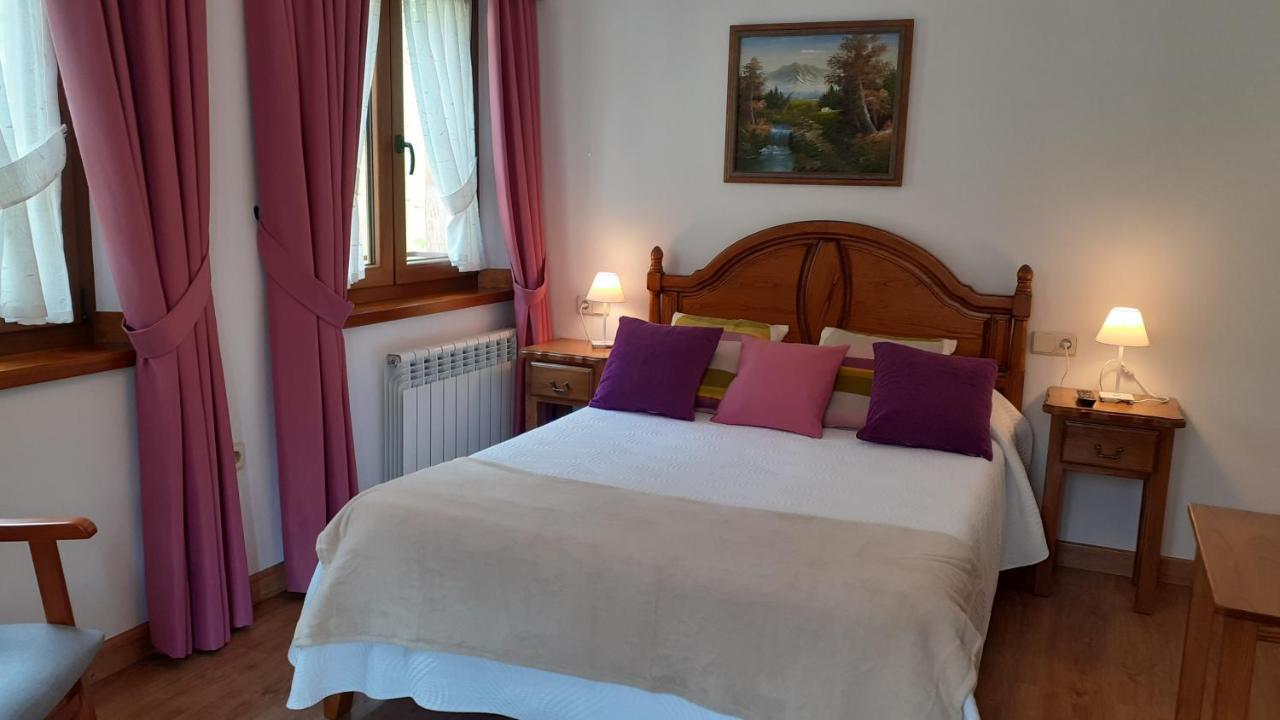 Apartamentos El Haya Cosgaya Bagian luar foto