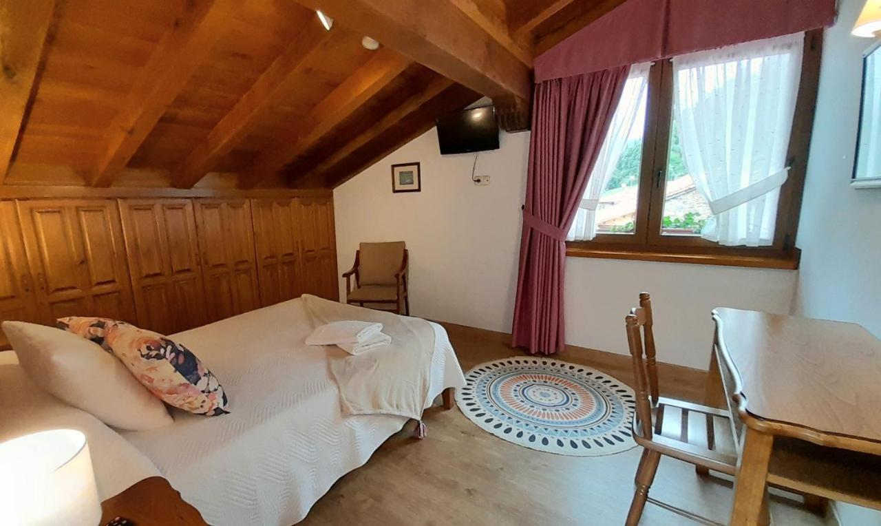 Apartamentos El Haya Cosgaya Bagian luar foto